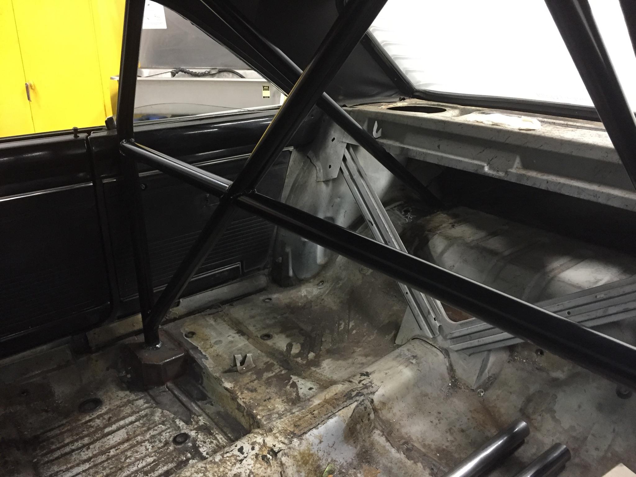 Attached picture Roll Cage.jpg
